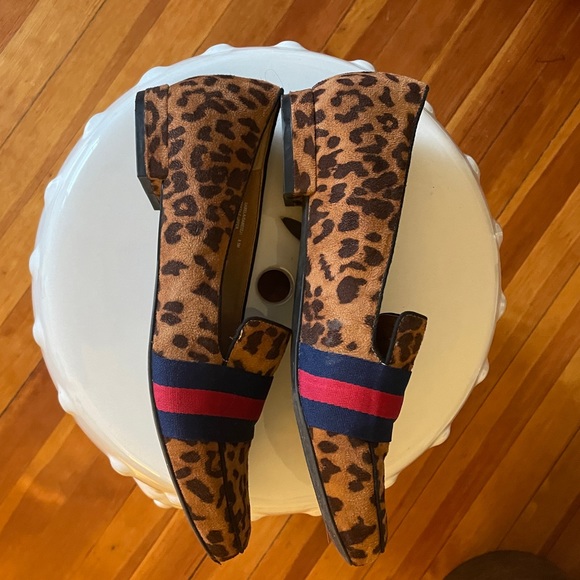 Like New Madden Girl Leopard Loafer - Picture 2 of 4